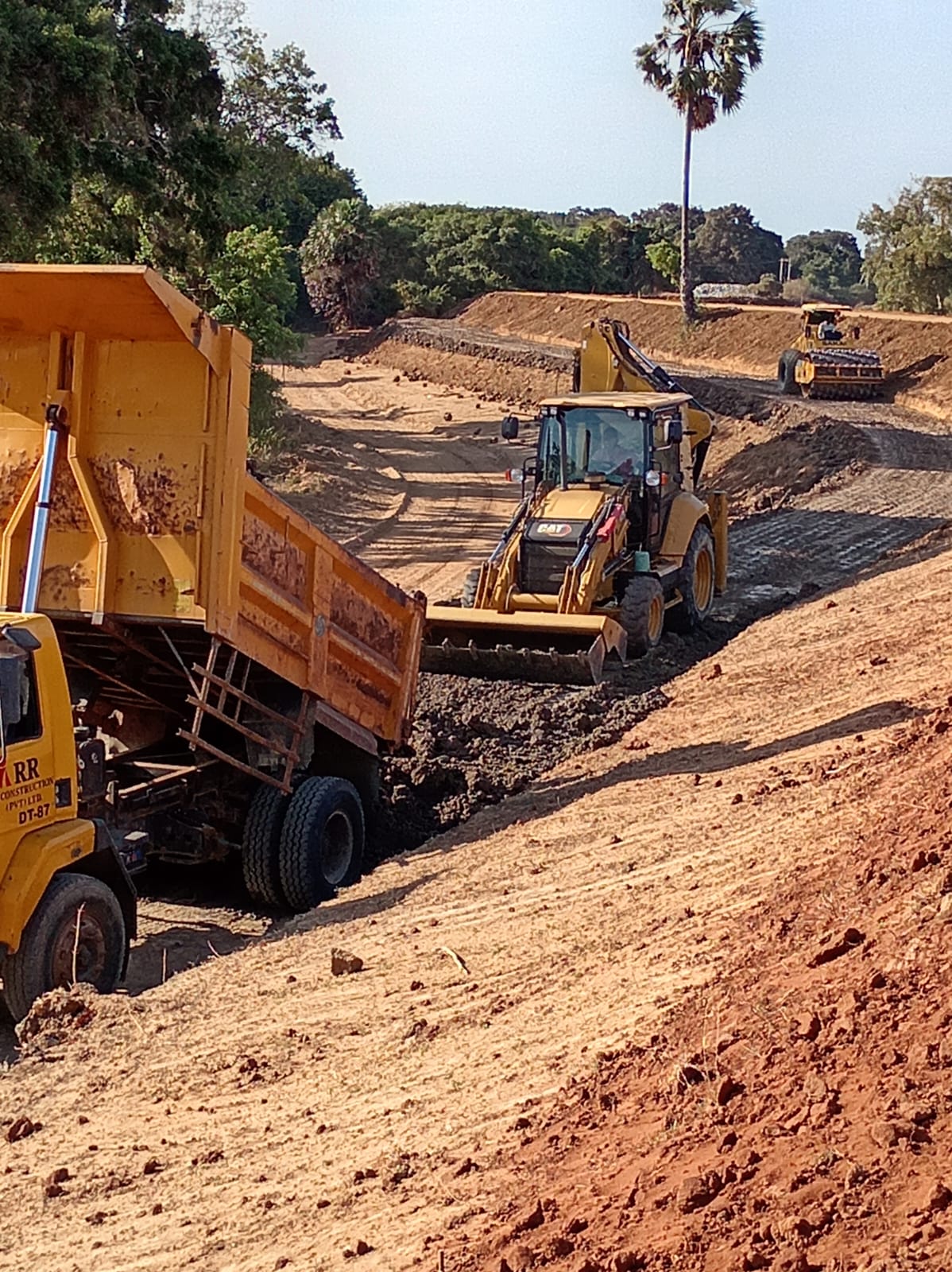 Rehabilitation of Kariyalainagapaduwan Tank - RR Construction Sri Lanka